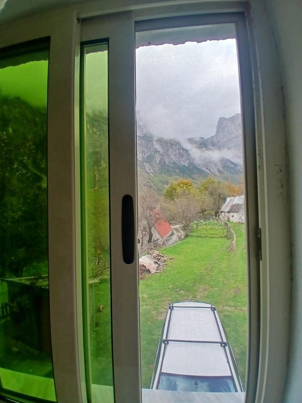 Bujtina Milani Bed & Breakfast Theth Dış mekan fotoğraf